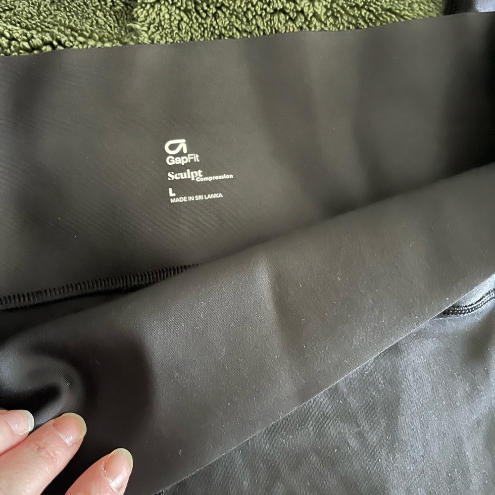 GapFit Sculpt Compression Leggings in Black sz L
